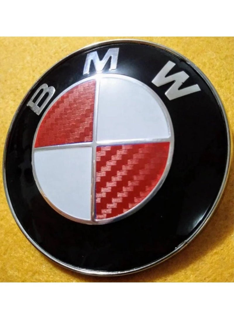 بي إم دبليو علامة شعار أمامي من قطعة واحدة من بي إم دبليو 82 مم - ابيض وأحمر كاربون فايبر - Image 2